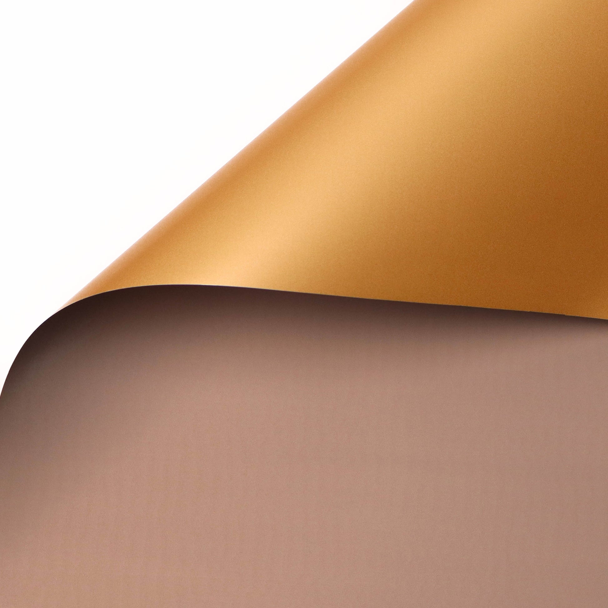 Gold-Back Waterproof Bouquet Sheets