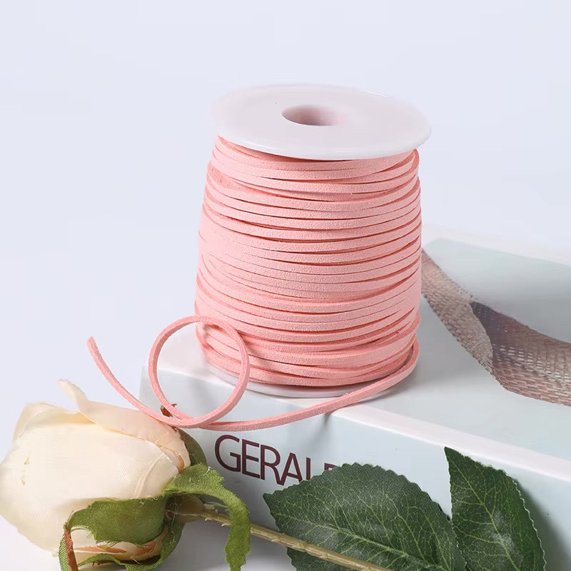 Corde en cuir velours
